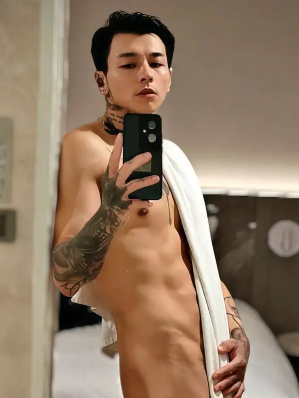 LEO